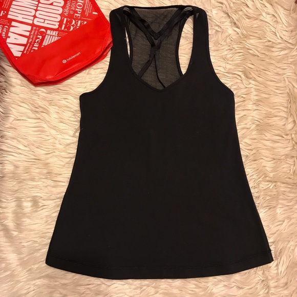 Lululemon top - Picture 3 of 5